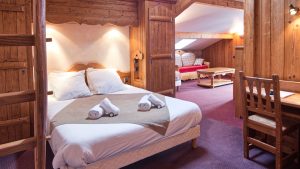 Hotel Philibert-bedroom-suite-4